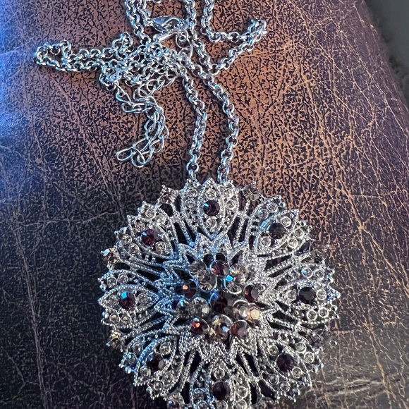 Camrose & Kross JBK Elegant Silver Sparkling Pendant/brooch - Picture 4 of 6